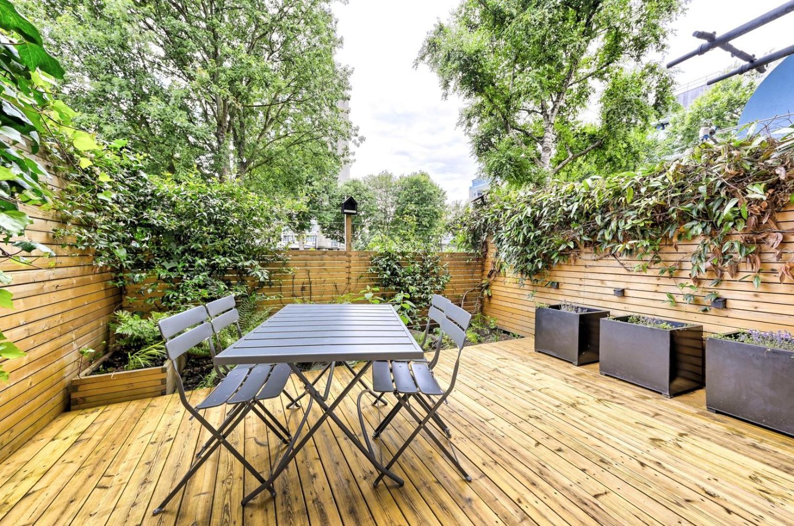 Appartamento Guestready - Bold Modernity Near Kennington Park Londra Esterno foto